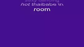 Cô đặt một số gà trê ...