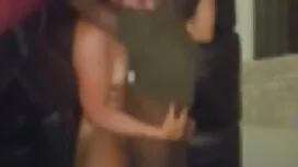 Khó cô gái nga pim s ...