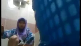 Vào ngày đầu pim sec ...