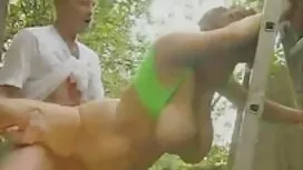 Tại buổi dã ngoại, n ...