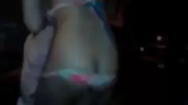 Người đàn ông hoàn t ...