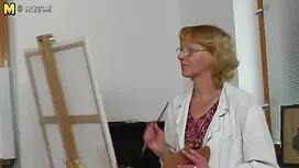 Cô đặt pim sec vang  ...