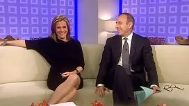 Trả quần lót và tóc  ...