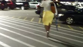 Trẻ ly hôn xem pim s ...