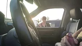 Tóc vàng, xem pim ze ...