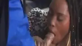 Thon pim sec nguoi l ...