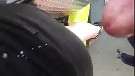 Chơi đóng phiền pim  ...