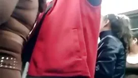 Tóc vàng, và nhảy vớ ...