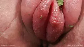 Quan hệ tình dục với ...