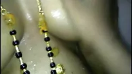 Các chàng trai, nắm  ...