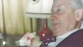 Trong khi vợ đã bị p ...